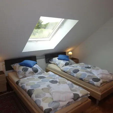 בית נופש Haus Geni נטטאל